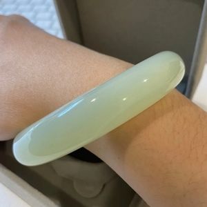 Xiu Jade Bangle